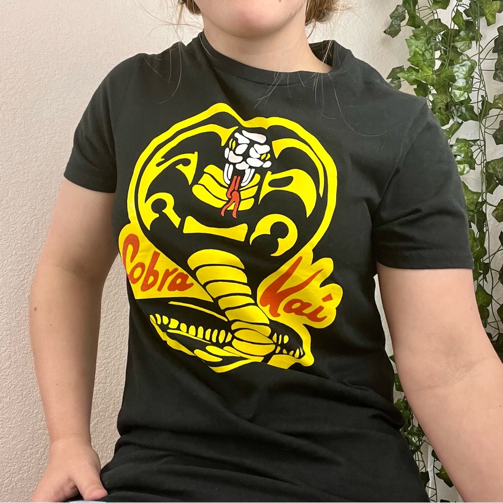 Cobra Kai Logo Tee Shirt - Picture 2 of 12